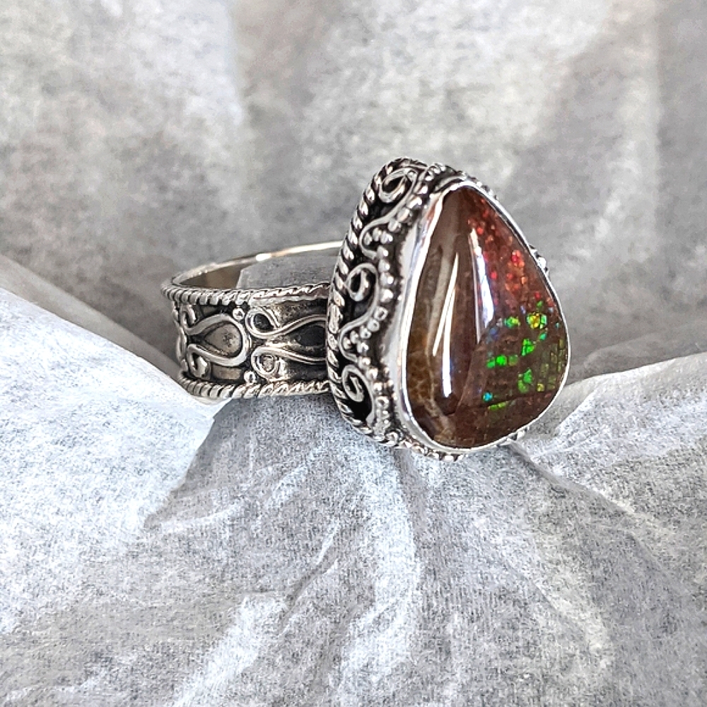 Ammolite .925 Silver, size 9